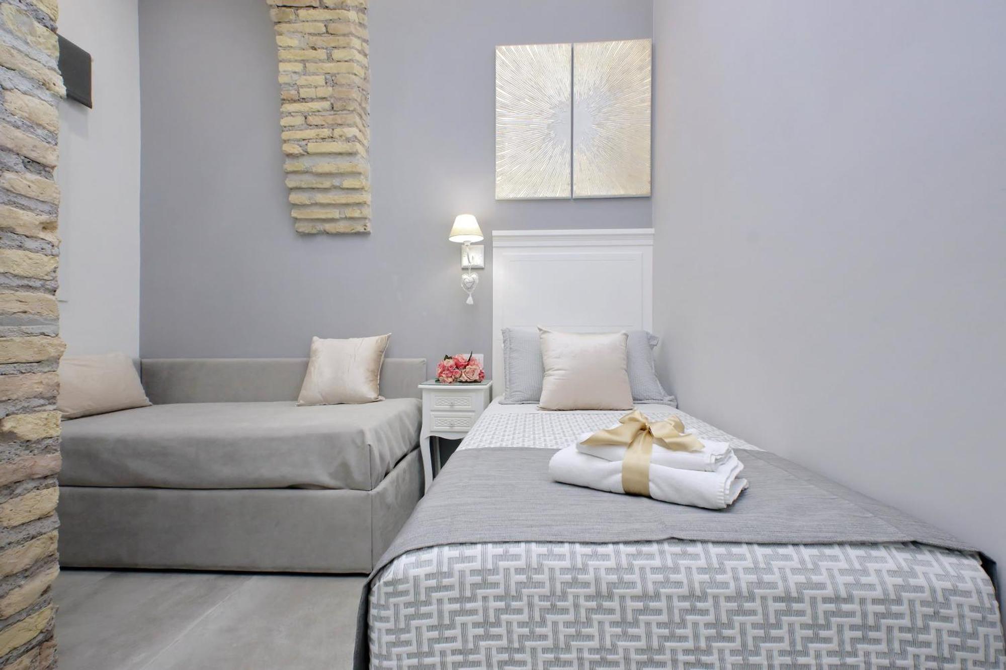 Casa de hóspedes Roman Holiday Suites *