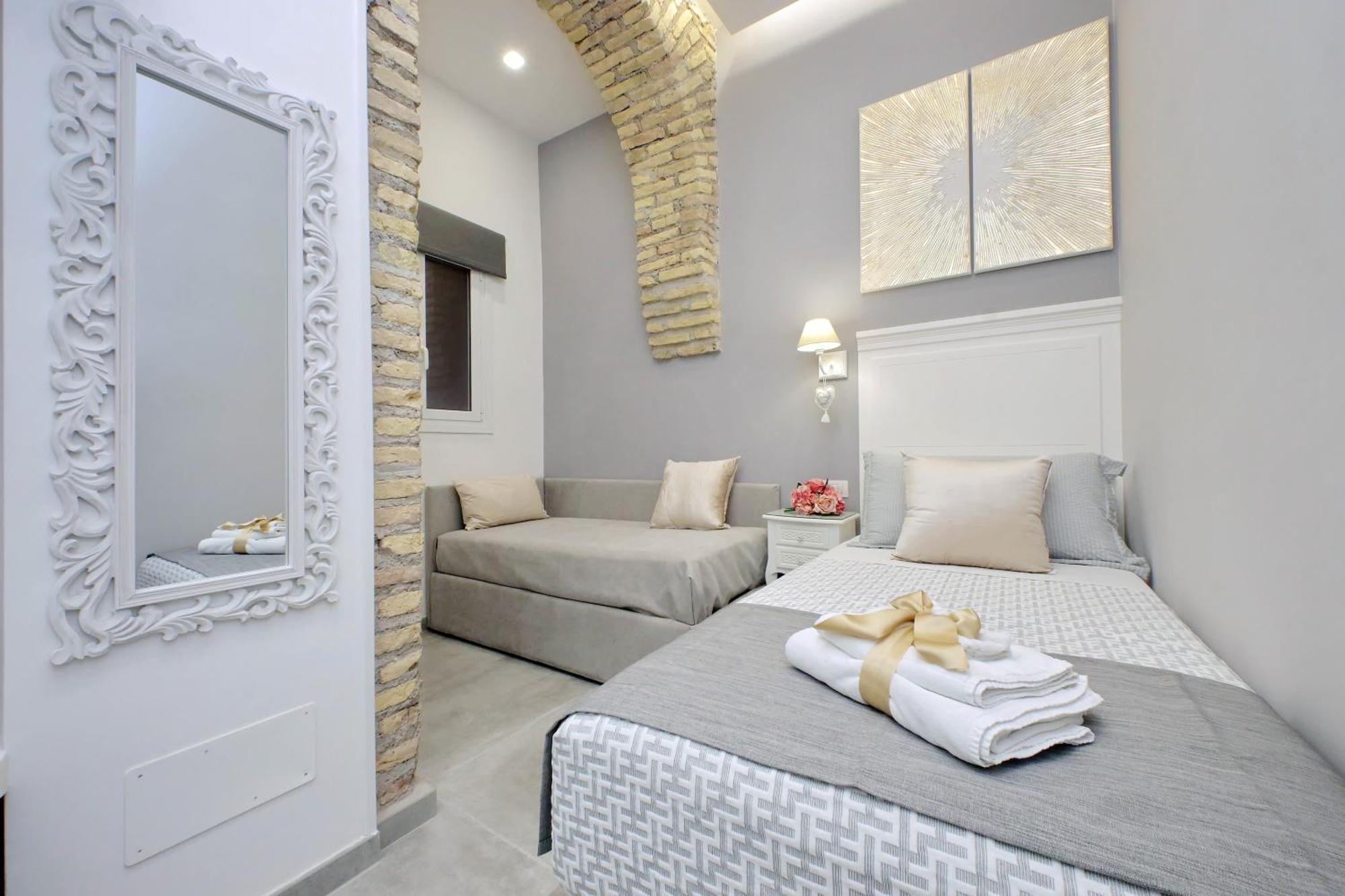 Casa de hóspedes Roman Holiday Suites